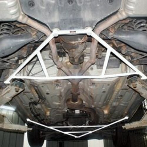 Mercedes SLK 200 04-11 2.0 UltraRacing 4Point Rear Lower Bar