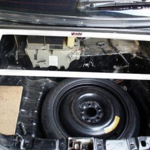 Nissan Skyline R33 UltraRacing 4-Point Rear Upper Strutbar