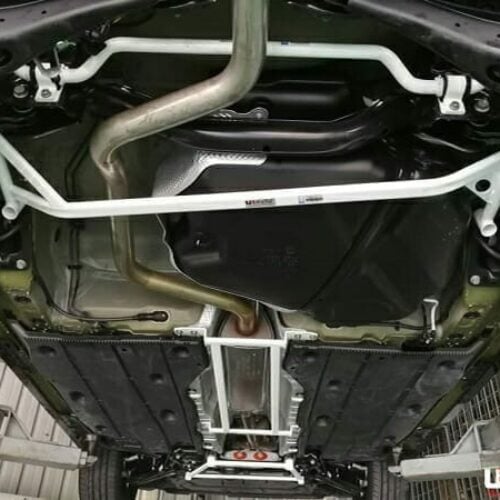 Volkswagen Golf Gti MK7/MQB (TYP 5G) 2.0 TDI 2WD 13+ UltraRacing Rear Sway Bar 23mm (521-A)