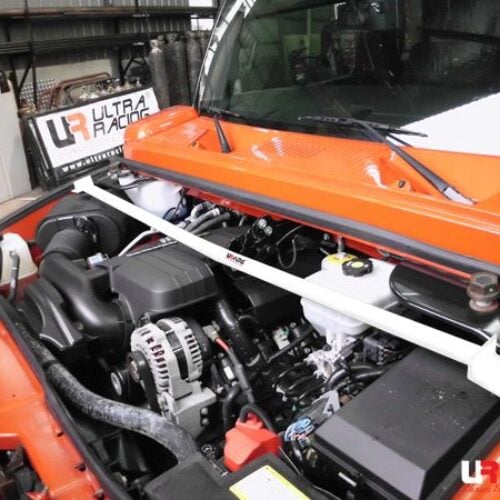 Hummer H2 6.0 03-09 UltraRacing 2P Front Upper Strutbar