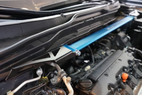 Front Strut Bar Honda CR-V - Image 4