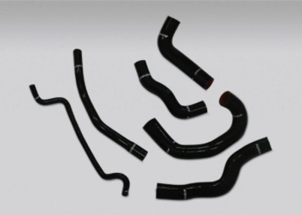 Ford Mustang 05-06 V8 Silicone Hose Kit Black - MMHOSE-MUS-05BK