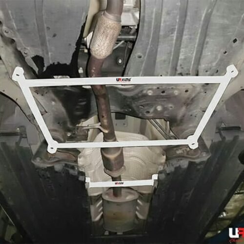 Suzuki Kizashi 2.4 2WD 10-13 Ultra Racing 2-Point Mid Lower Brace – UR-ML2-3794