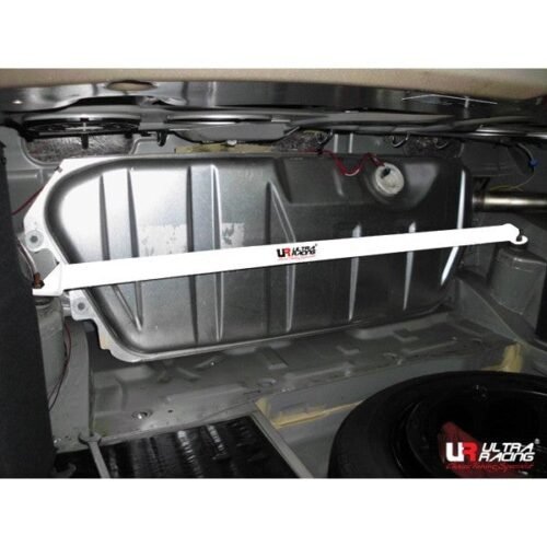 Mercedes E-Class W210 97-03 Ultra Racing Rear Upper Strutbar – UR-RE2-2131