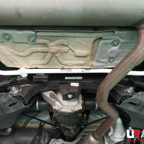 BMW 1 F20 116i 1.6T Hatchback 12-15 Ultra Racing 4-Point Rear Lower Bar3465 – UR-RL4-3465