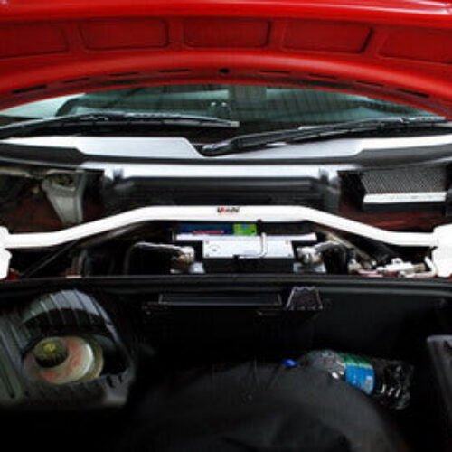 Porsche Boxster (986) Ultra Racing Front Upper Strutbar – UR-TW2-1511