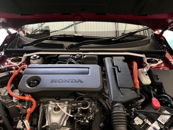 Honda Civic 15-17 FC 1.5T/1.8 Ultra Racing Front Upper Strutbar - UR-TW2-4350
