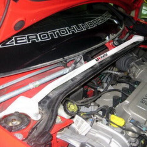 Renault Clio C 05+ Ultra Racing 2-Point Front Upper Strutbar – UR-TW2-990