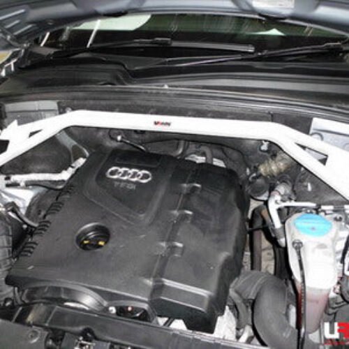 Audi Q5 2.0 08+ Ultra Racing 2-Point Front Upper Strutbar – UR-TW4-1752