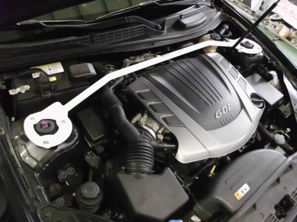 Hyundai Genesis Coupe 08+ 2-Point Front Upper Strutbar - URKR-TW2-2555