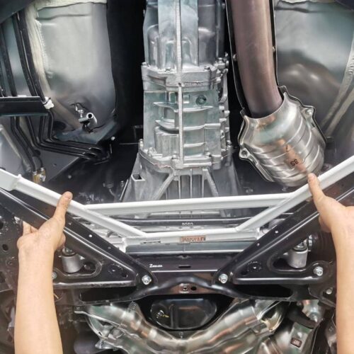 Toyota GR86 2.4 ZN8 21+ Ultra Racing 4-Point Front Lower Brace – URTW-LA4-4319