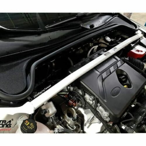 Ford Focus MK4 1.5T L3 HB 18+ Ultra Racing 2-Point Front Upper Strut – URTW-TW2-3976