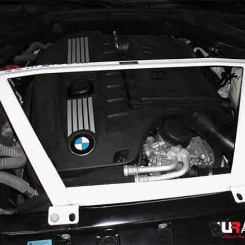 BMW 7 F01 740i 3.0T 08-15 Ultra Racing 4-Point Front Upper Strutbar2909 – URTW-TW4-2909