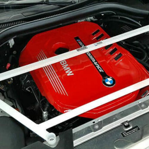 BMW X4 G02 3.0T 4WD 18+ Ultra Racing 4-Point Front Upper Strutbar – URTW-TW4-4000