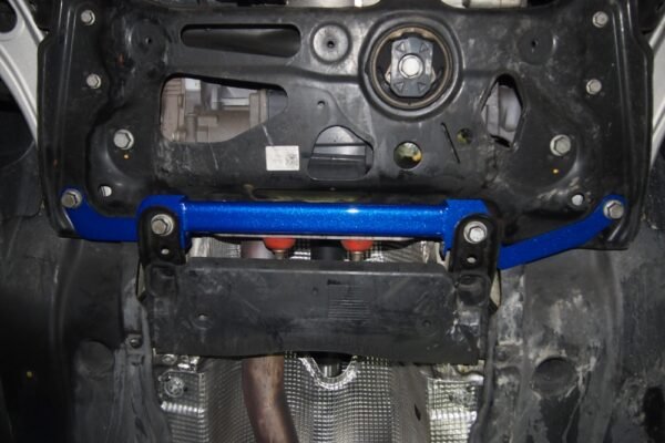 Middle Lower Brace Skoda Superb - Image 6