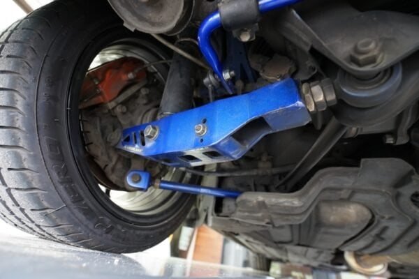 Rear Lower Arm Lexus, Toyota - Image 6
