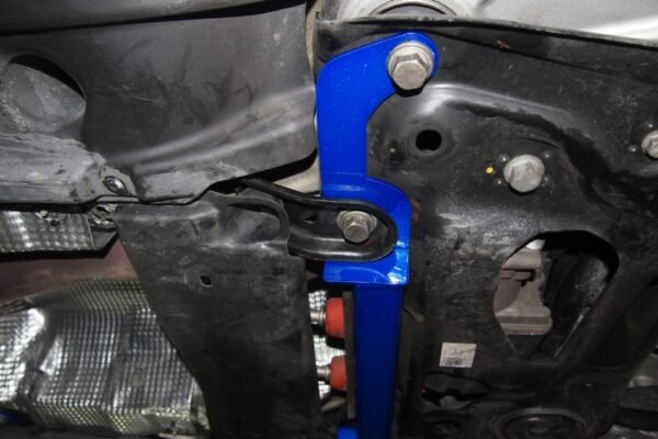 Middle Lower Brace Skoda Superb - Image 7