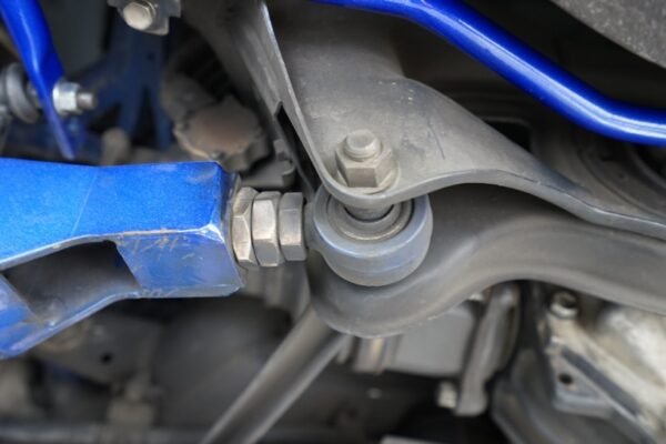 Rear Lower Arm Lexus, Toyota - Image 4
