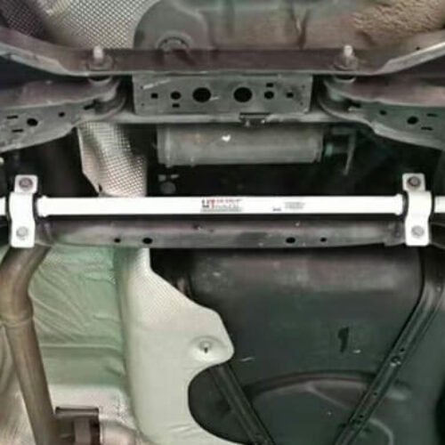 Ford Focus (MK3) 2.0-Duretec 2WD 12-18 UltraRacing Rear Sway Bar 23mm (524)